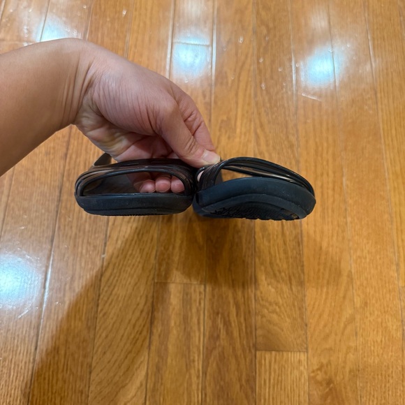 Crocs Isabella Huarache Jelly Sandals Flats Womens 7 Black 202463-001 Peep Toe - Picture 5 of 8